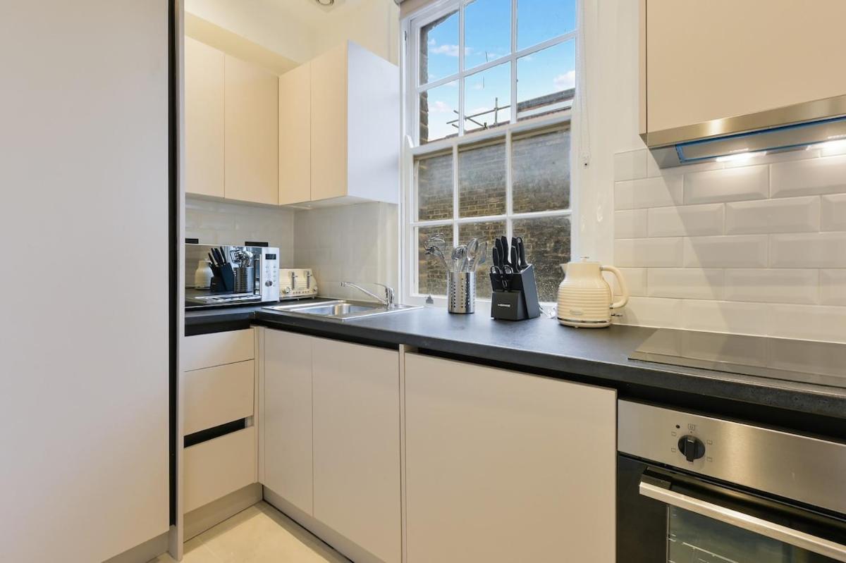 Bright 2 Bed In Londra